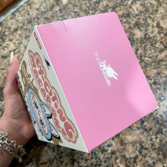 Authentic & New THE MONSTERS EXCITING MACARON SERIES- Plush Labubu (SESAME-BEAN) - Picture 4 of 8